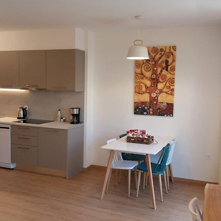 Uni Island - City Heart Suites Iraklio Exteriér fotografie