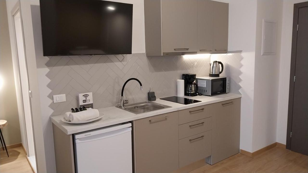 Uni Island - City Heart Suites Iraklio Exteriér fotografie