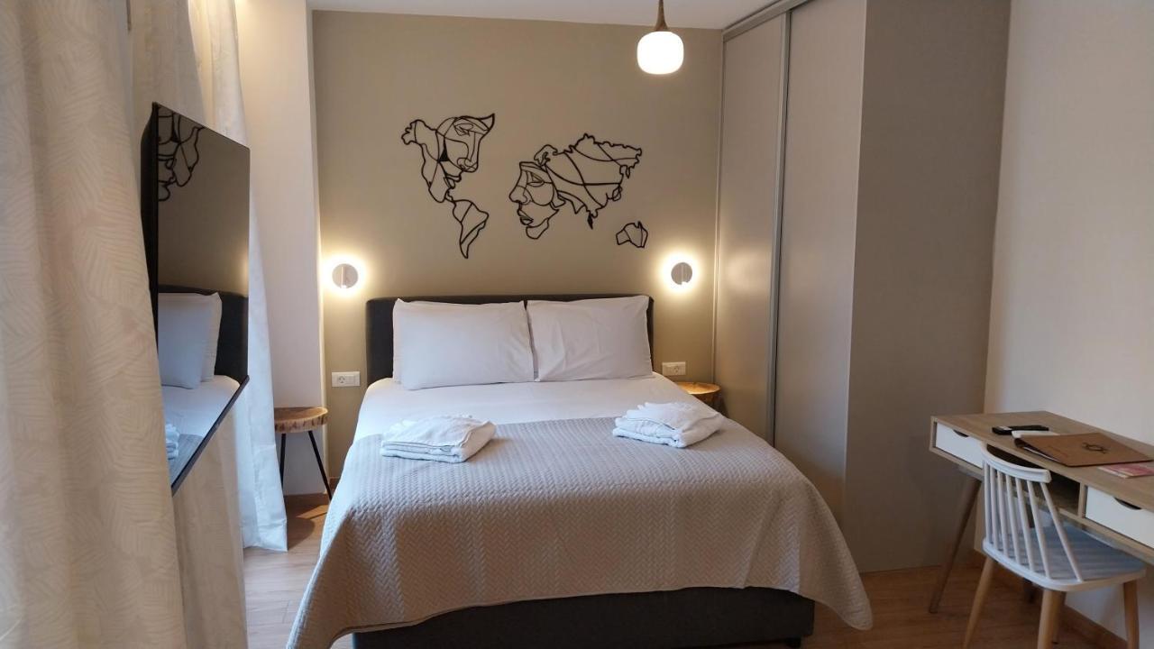 Uni Island - City Heart Suites Iraklio Exteriér fotografie