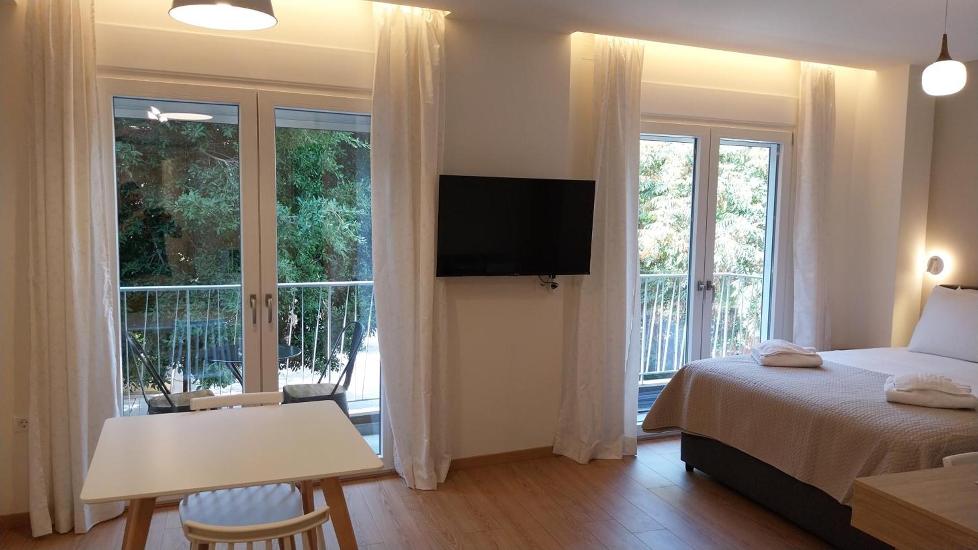 Uni Island - City Heart Suites Iraklio Exteriér fotografie
